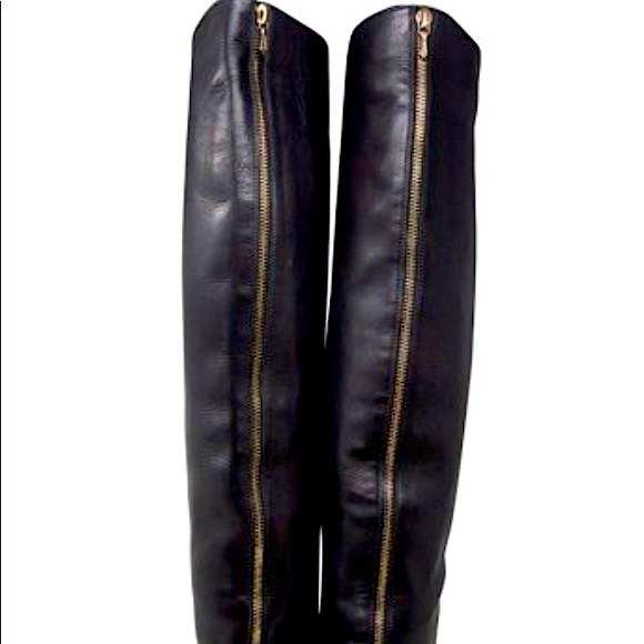 Authentic Black leather Chanel semi pointed-toe over-the-knee platform boots - Picture 4 of 4